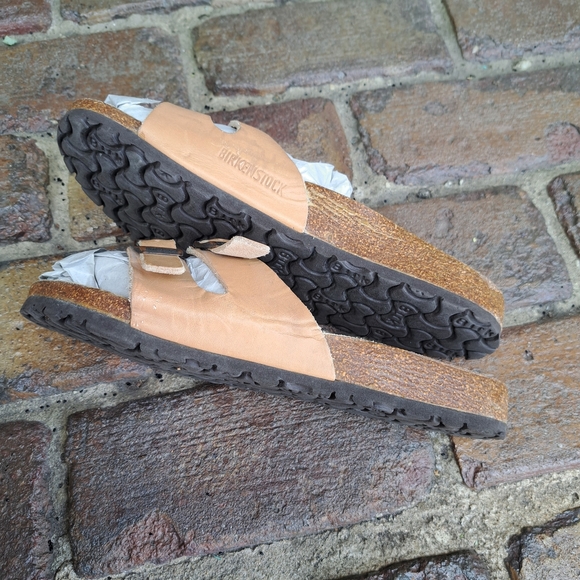 Birkenstock Tan Leather Sandals Size 41 Unisex Clean Footbed *READ* - Picture 5 of 16